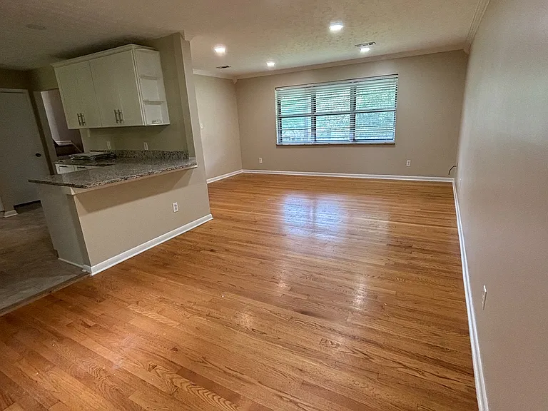 612 Hardwicke Dr — Photo 9