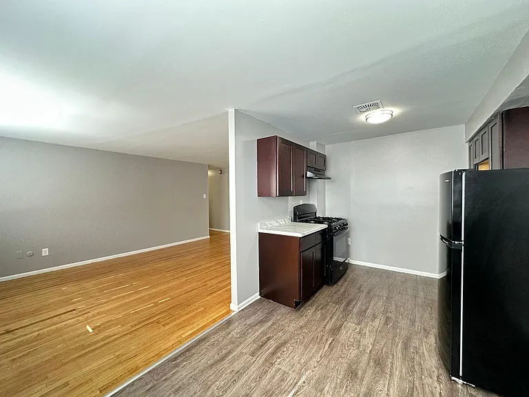 Tustin Court — Photo 1