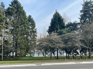 906 N 74th St #6, Seattle, WA 98103