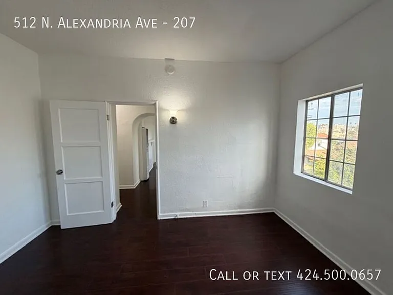 512 N Alexandria Ave #207 — Photo 19