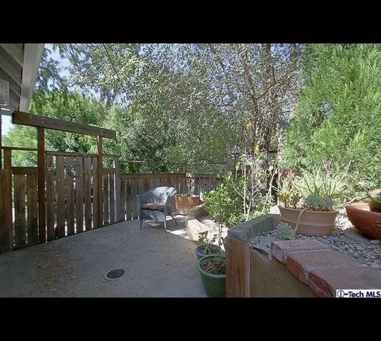 2 bed, 1094 sqft, $4,800 — Photo 2