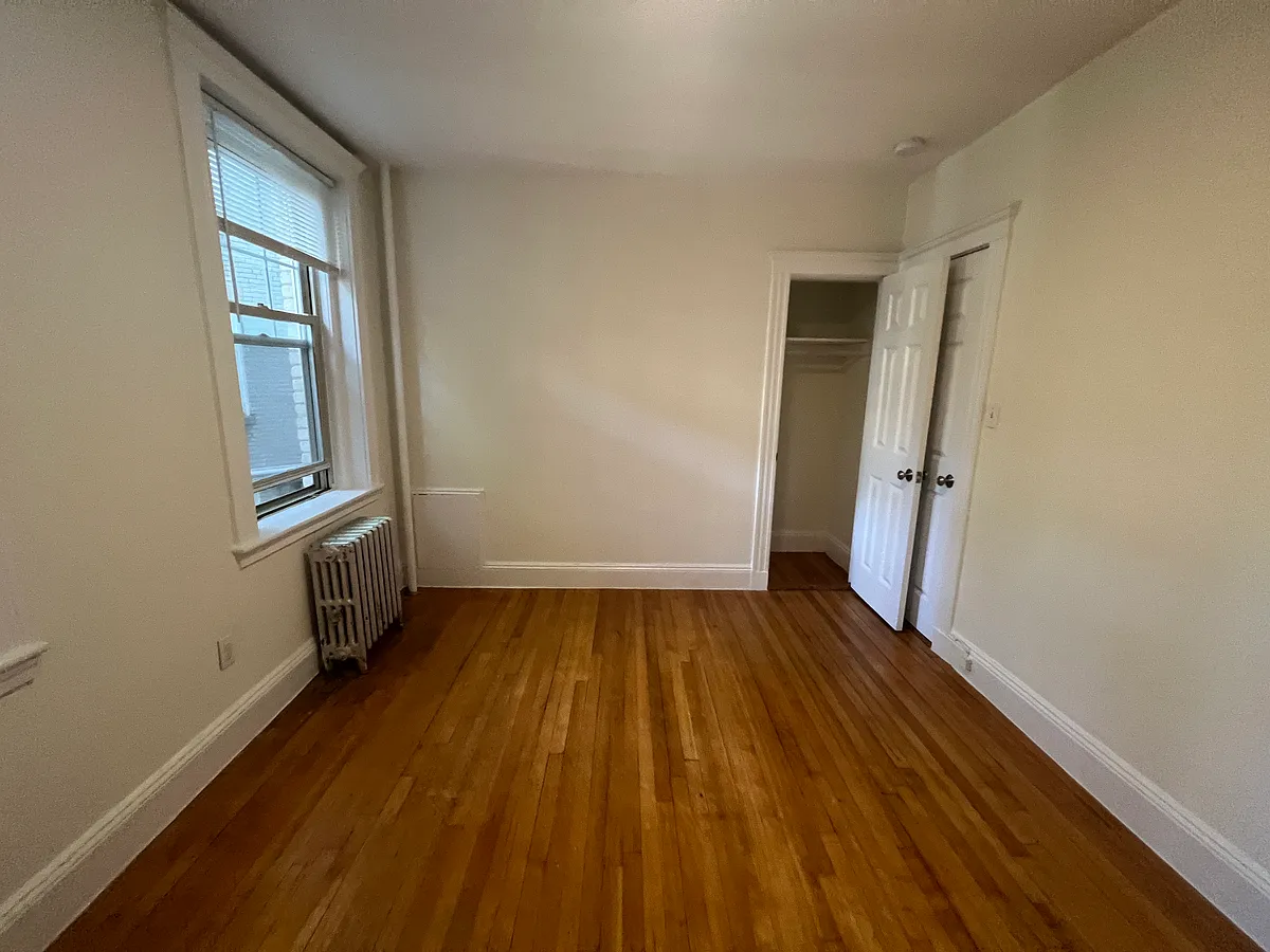 Building Photo - 1848 Commonwealth Ave #25