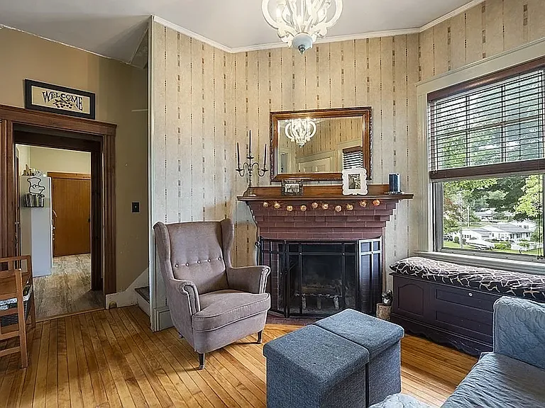 132 Fountain St — Photo 8