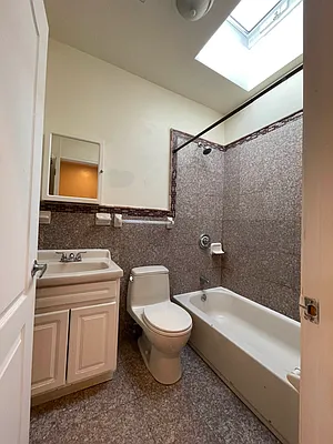 Rented by Best Apartments North Inc | media 18