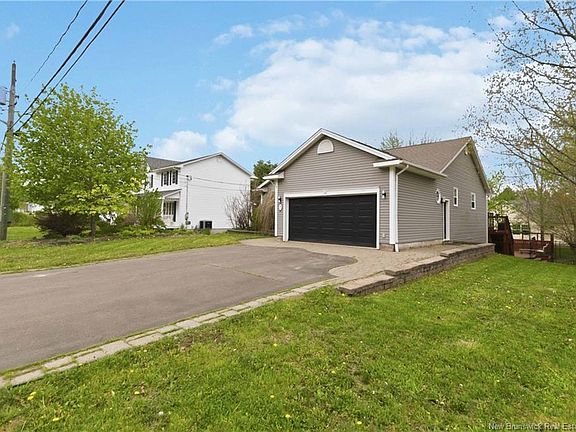 2nd image of 15 Glenforest Dr