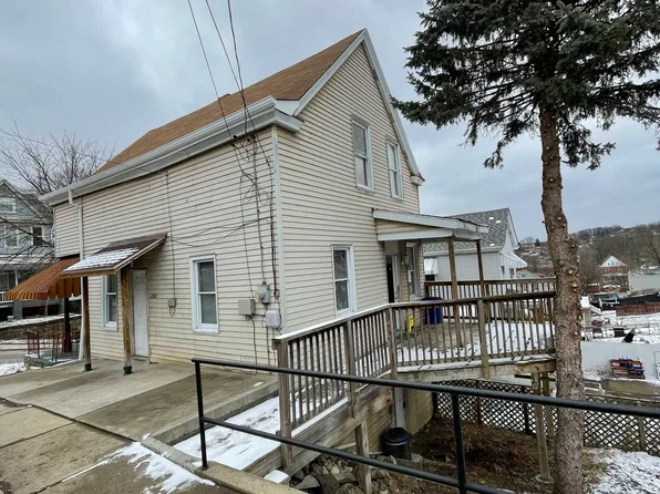 200 Poplargrove St, Pittsburgh, PA 15210