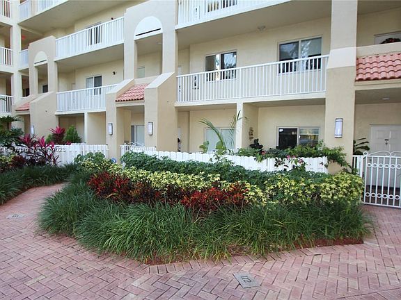 3rd image of 10770 NW 66th St APT 111