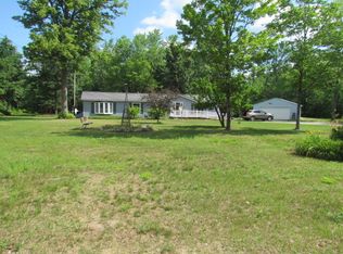 15520 Greasy Creek Rd, Atlanta, MI 49709