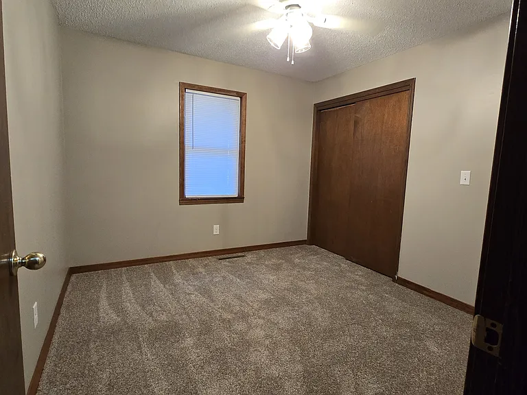 3863 W Driftwood St — Photo 6