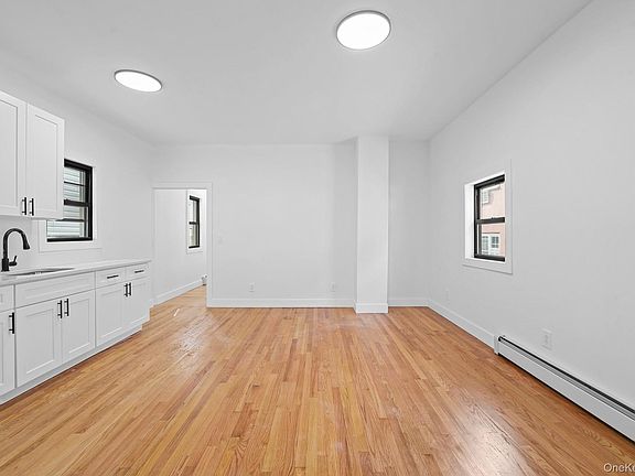 2nd image of 338 Thieriot Avenue