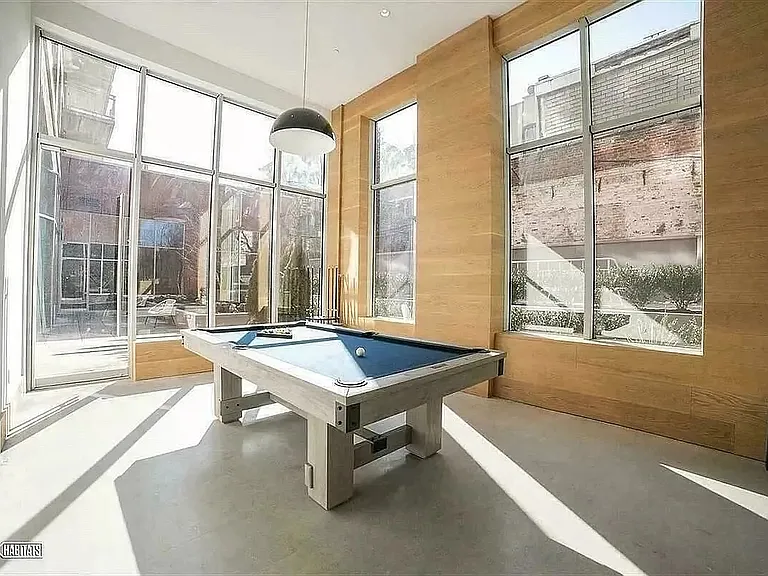 211 McGuinness Blvd #413 — Photo 13