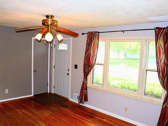5th image of 2307 Paradise Blvd