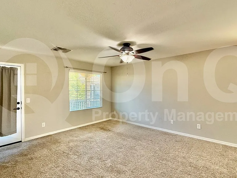 950 S Wallrade Ln — Photo 8