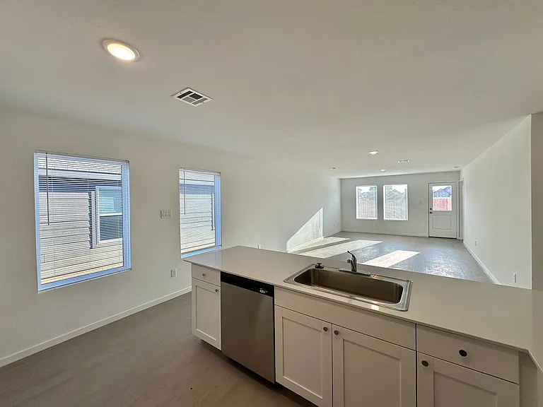 1513 Good Prairie Ave — Photo 18