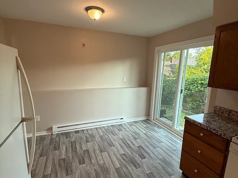 422 Spring St #1 — Photo 3