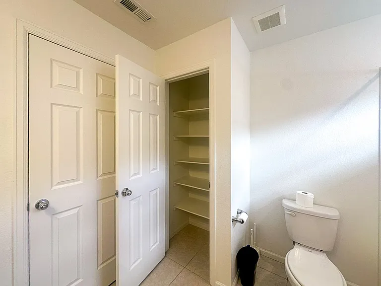 17430 Pacific Peak Cir — Photo 50