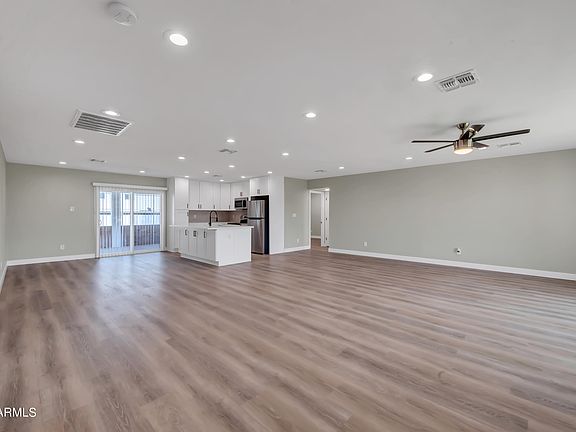 4th image of 6407 S COLLEGE Avenue