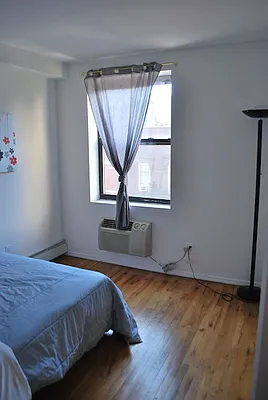 Rented by KVNY Soho | media 54