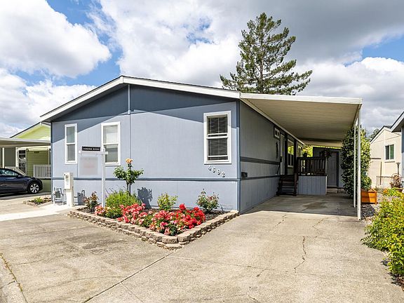 3rd image of 4692 Circle Drive
