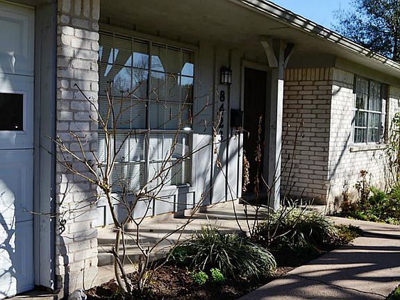 3rd image of 8423 Garden Parks Dr