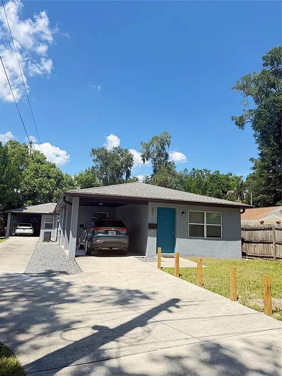 3 bed, 2.0 bath, 1293 sqft, $2,395 — Photo 1