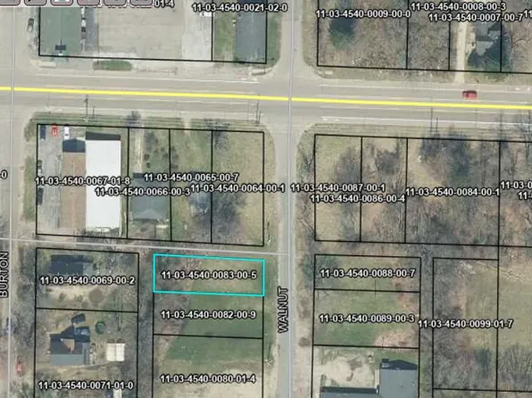 164 Walnut St, Benton Harbor, MI 49022