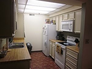 4th image of 1450 Plymouth Ln APT 313