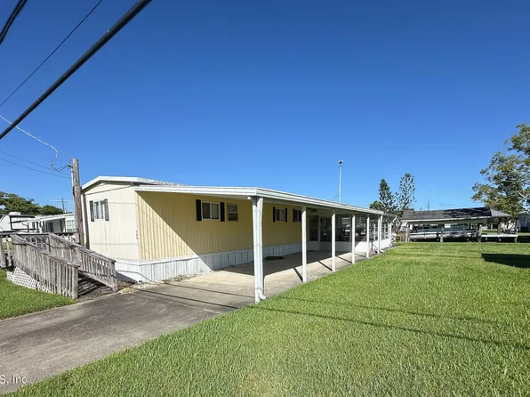146 PARADISE Drive, Welaka, FL 32193