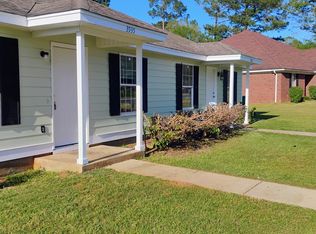 3935 Rodnor Forest Ln, Albany, GA 31721