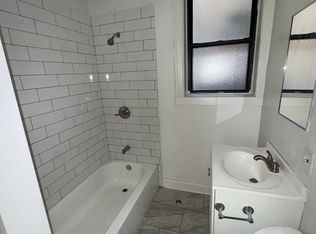 6830 S Jeffery Blvd APT 2N, Chicago, IL 60649