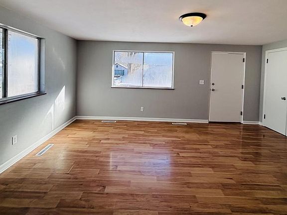 4th image of 1632 S 6th St