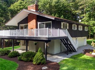 820 Robinson Rd, Hinsdale, MA 01235