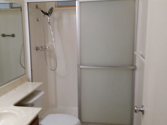 3rd image of 707 Kings Canyon Way