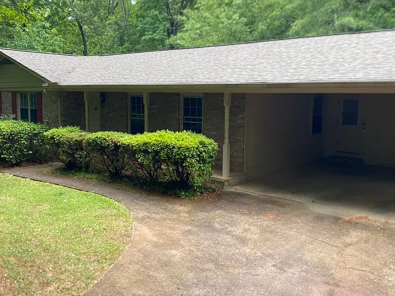 375 Segrest Cir — Photo 35