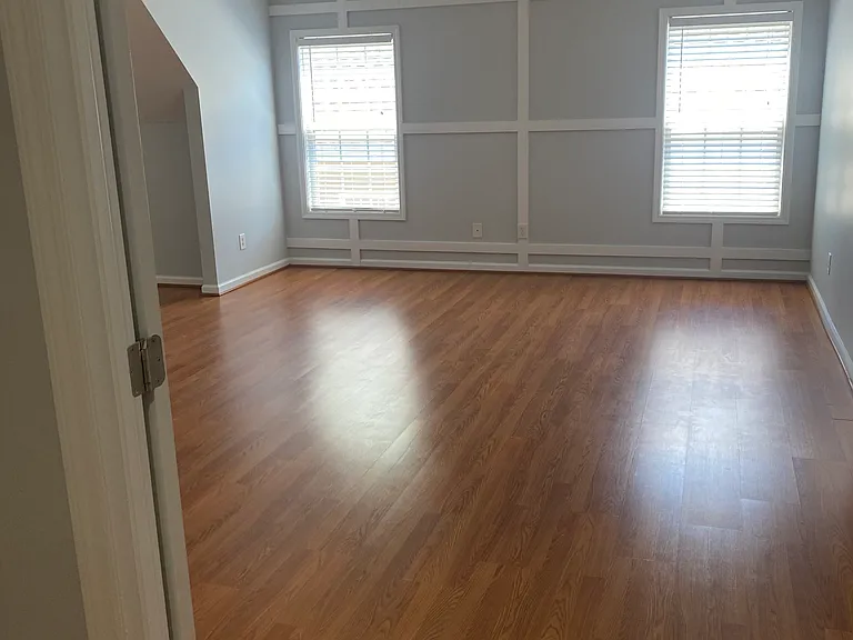 10102 Glenburn Ln — Photo 27