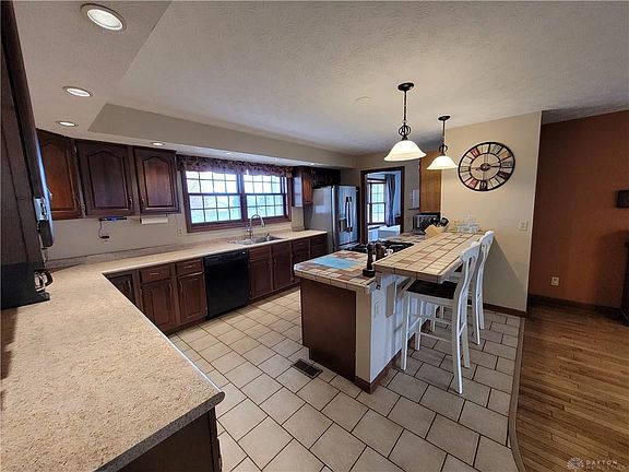 5th image of 6876 Jonetta St