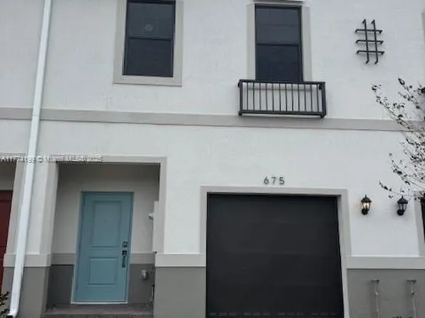 671 NW 6th Ter, Florida City, FL 33034