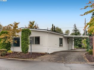 11129 SW Royal Villa Dr, Portland, OR 97224