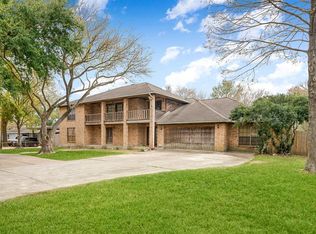 410 Vista Rd, Pasadena, TX 77504