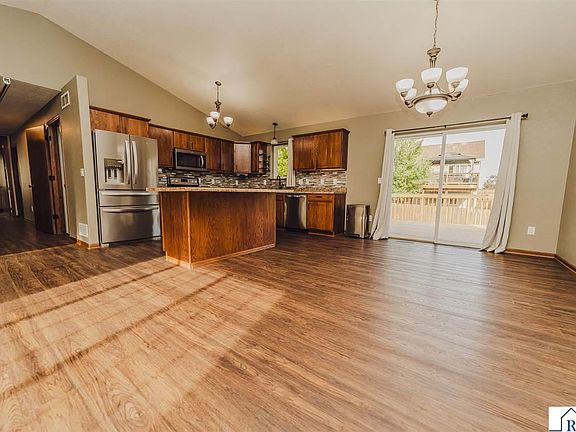 4th image of 113 Timberwolf Ct