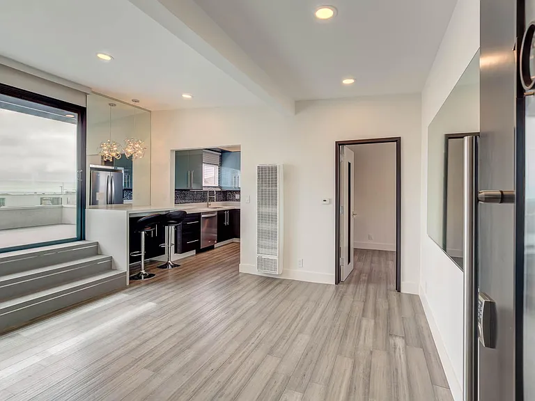 1702 Hermosa Ave #10 — Photo 15