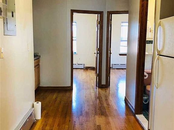 2nd image of 2820 21st Ave