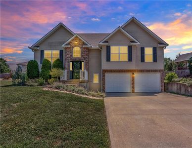 1207 Nottingham Dr, Warrensburg, MO, 64093