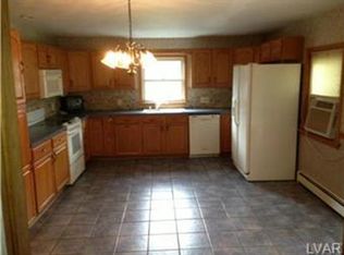 1076 Mahoning Mountain Rd, Lehighton, PA 18235