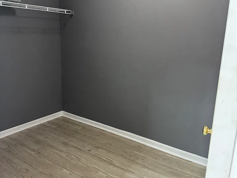 46 Coachlight Dr — Photo 10