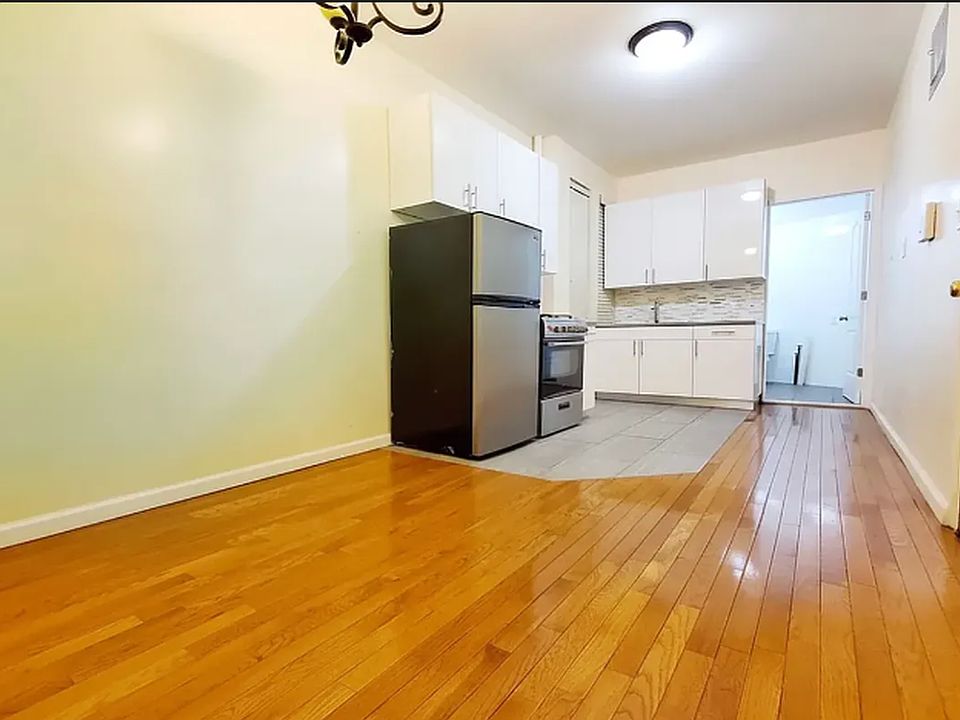 1st image of 825 Bedford Ave #2G
