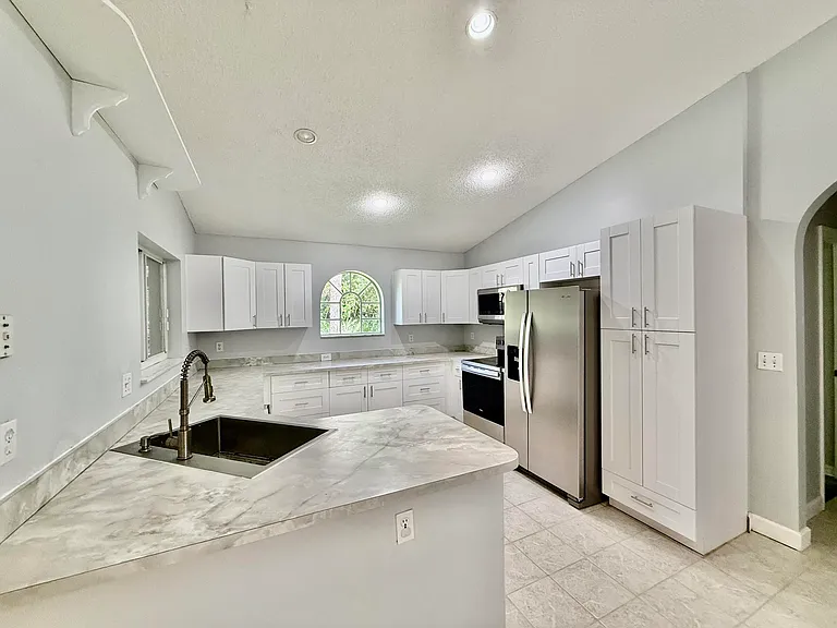 5707 Silver Oak Dr — Photo 17