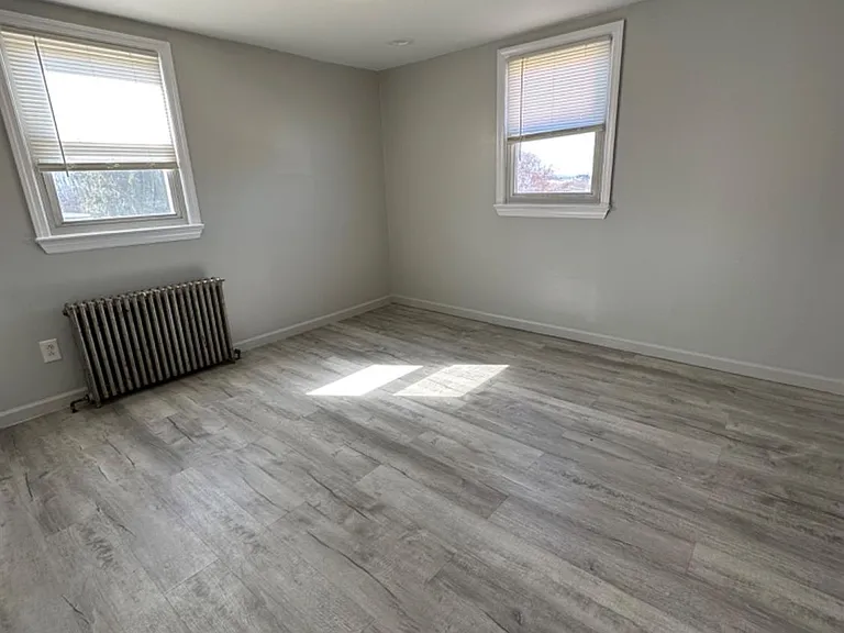 35 Lavern St #2 — Photo 11