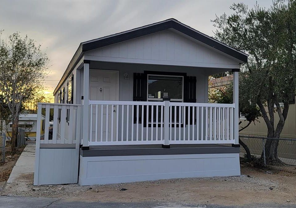 2nd image of 55524 Yucca Trl Space 79