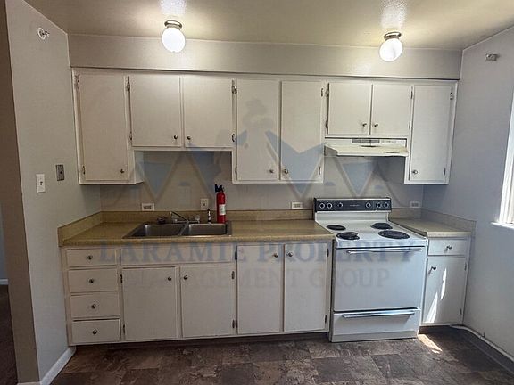 5th image of 411 S 26th St APT 7